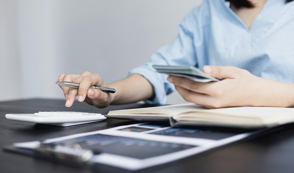 Découverte complète du portage salarial : avantages et inconvénients